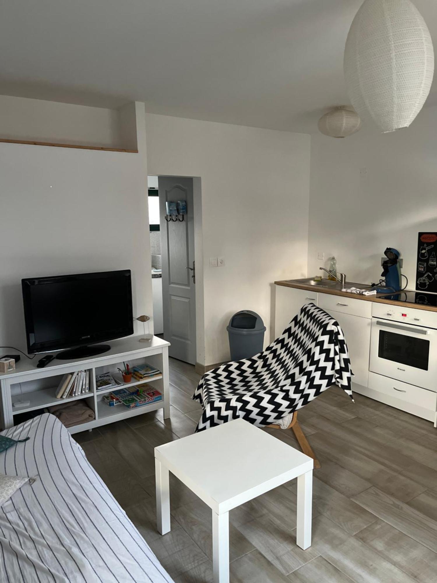 Appartement Proche Mer ! 라트슈수르메르 외부 사진